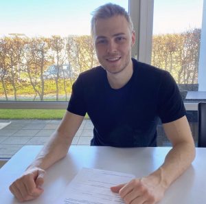 Andreas Holst forlænger med Aalborg Håndbold